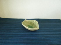 信楽焼　蓮弁豆鉢