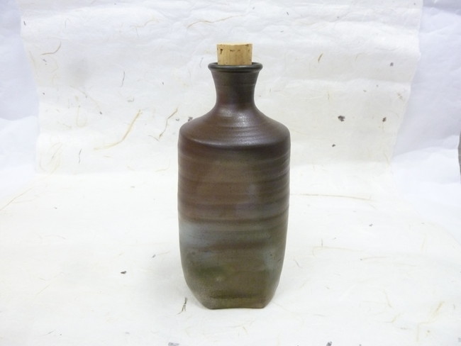 備前焼　ボトル(コルク蓋)