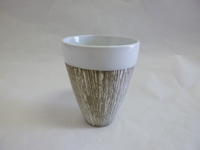 美濃焼　櫛目彫フリーカップ　白