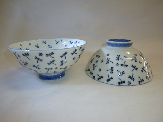 美濃焼　小雪とんぼ茶碗(青)