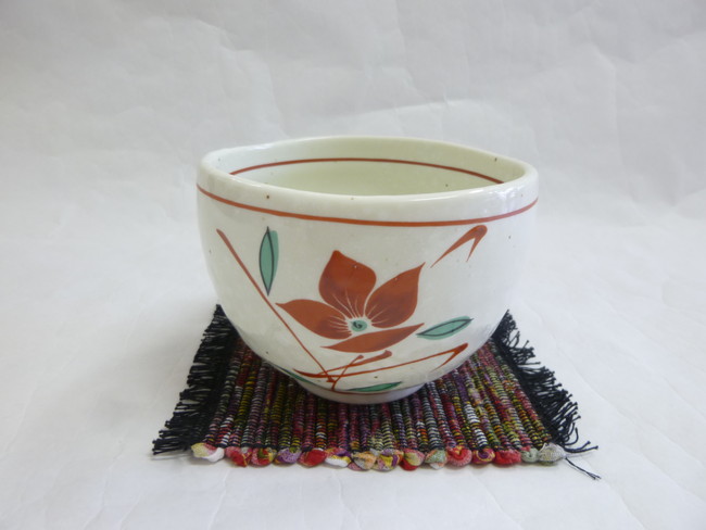 美濃焼　赤絵桔梗姫丼