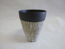 美濃焼　櫛目彫フリーカップ　黒