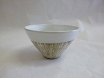 美濃焼　櫛目彫多用碗　ホワイト