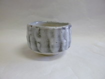 美濃焼　雪志野抹茶碗