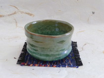 美濃焼　青釉抹茶碗