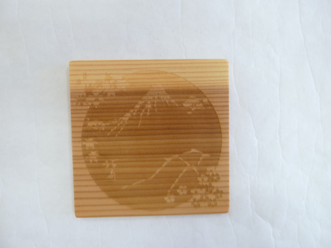 雑貨　杉コースター　桜・紅葉