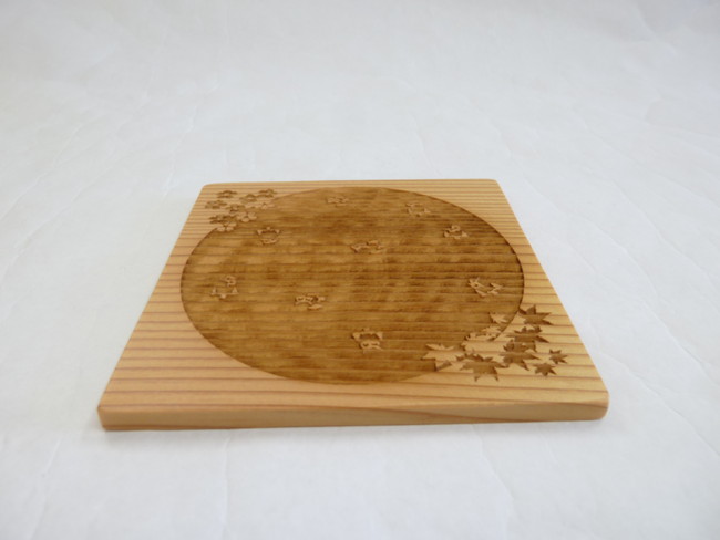 雑貨　杉コースター　桜・紅葉・ふくろう