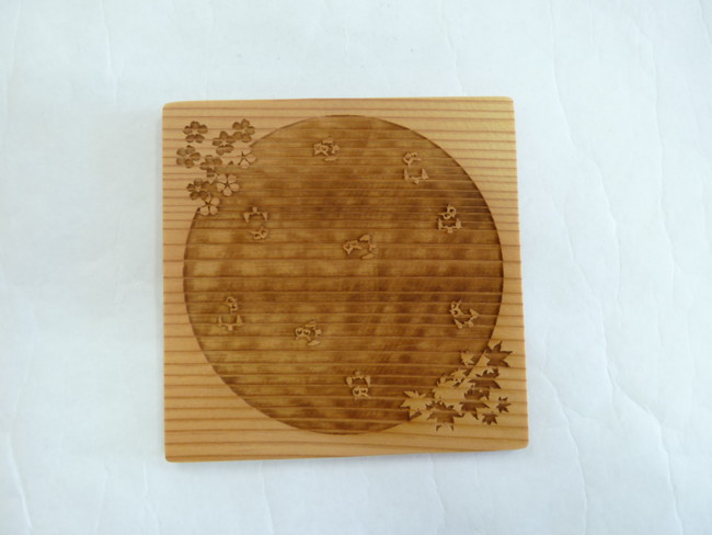 雑貨　杉コースター　桜・紅葉・ふくろう