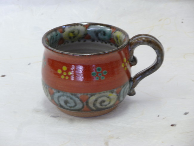 京焼　赫三郎窯　赤絵色渦梅鉢紋　多用カップ